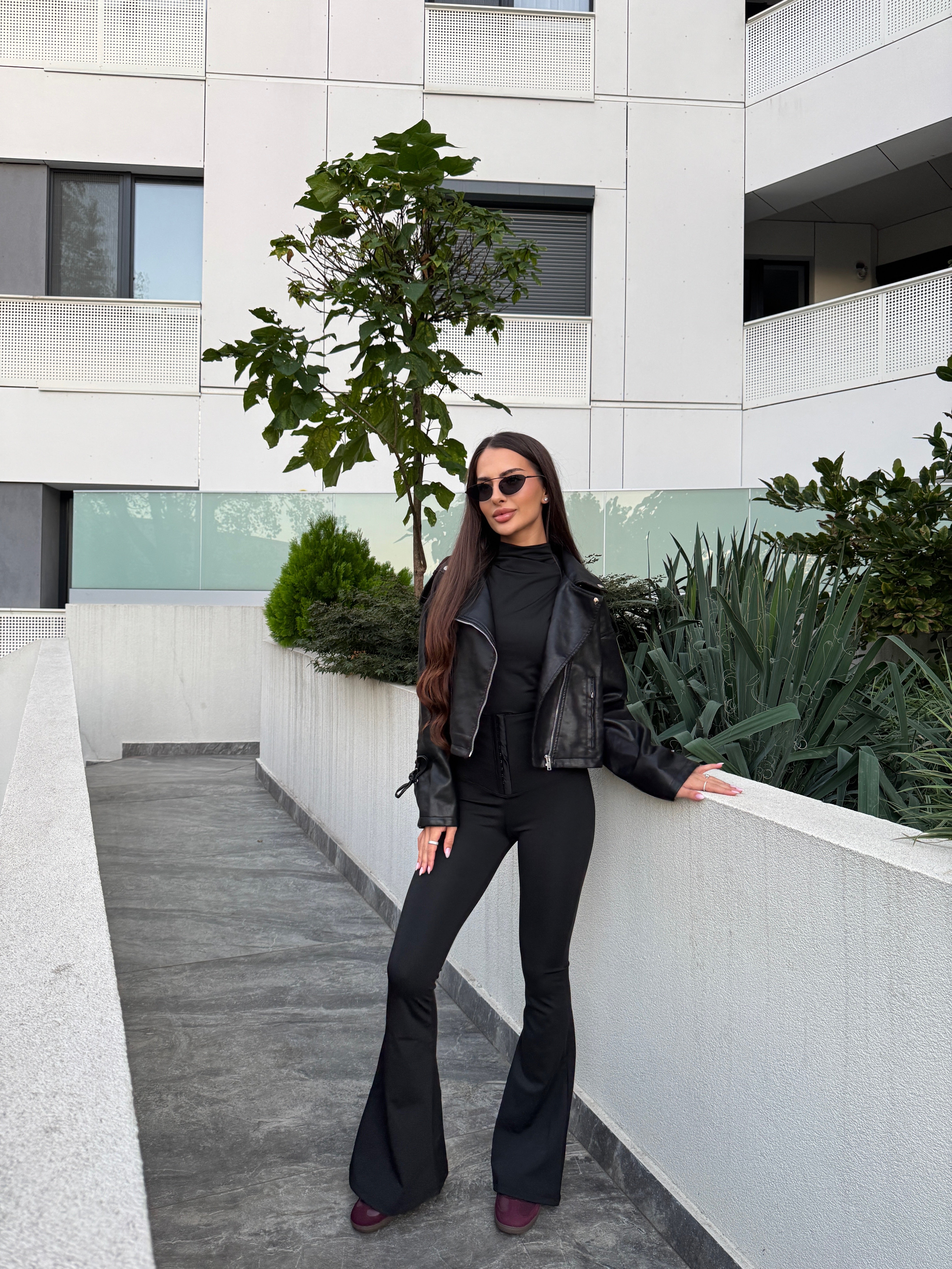 Colanti Sculptura Evazati Cu Corset Reglabil