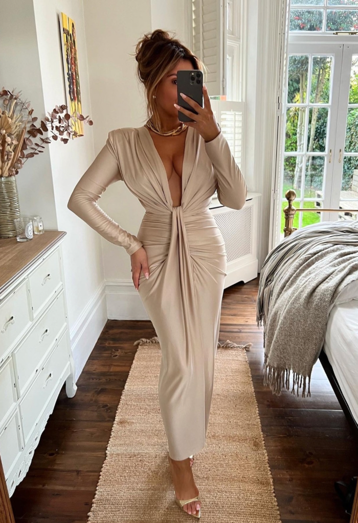 Rochie Modelatoare Luxury Kessy Bej